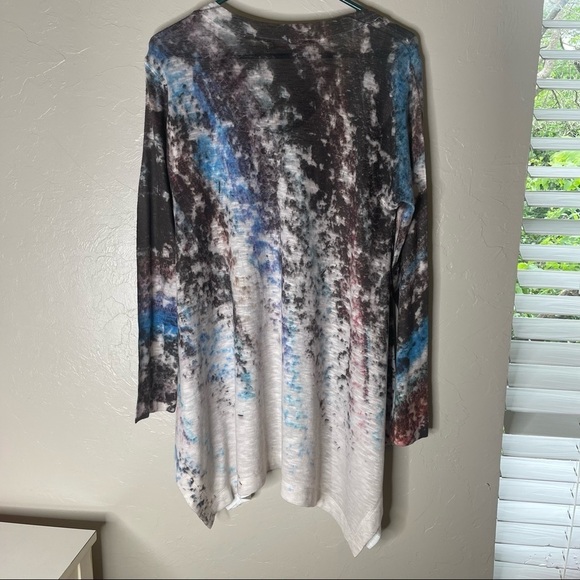 Soft Surroundings Nouveau Shark Bite Hem Tunic Top - Picture 6 of 6